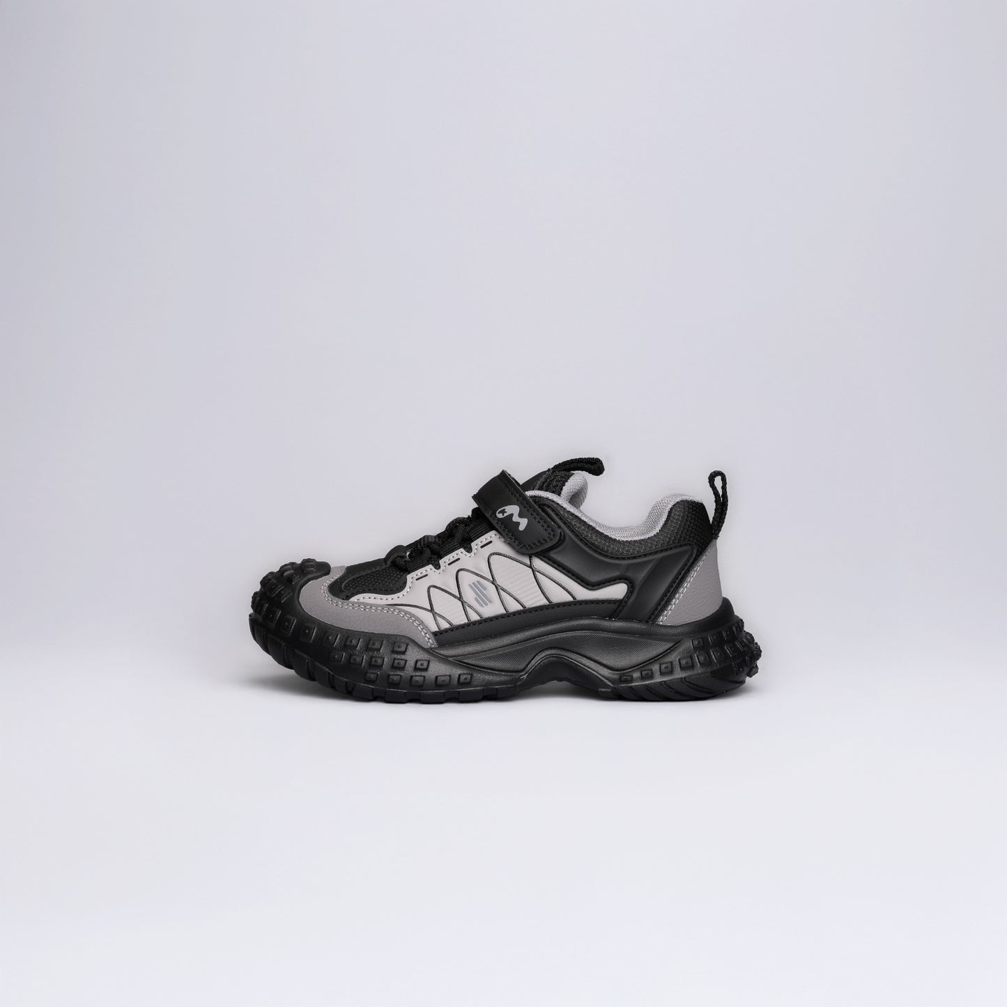 Çocuk Outdoor Tabanlı Spor Ayakkabı Siyah