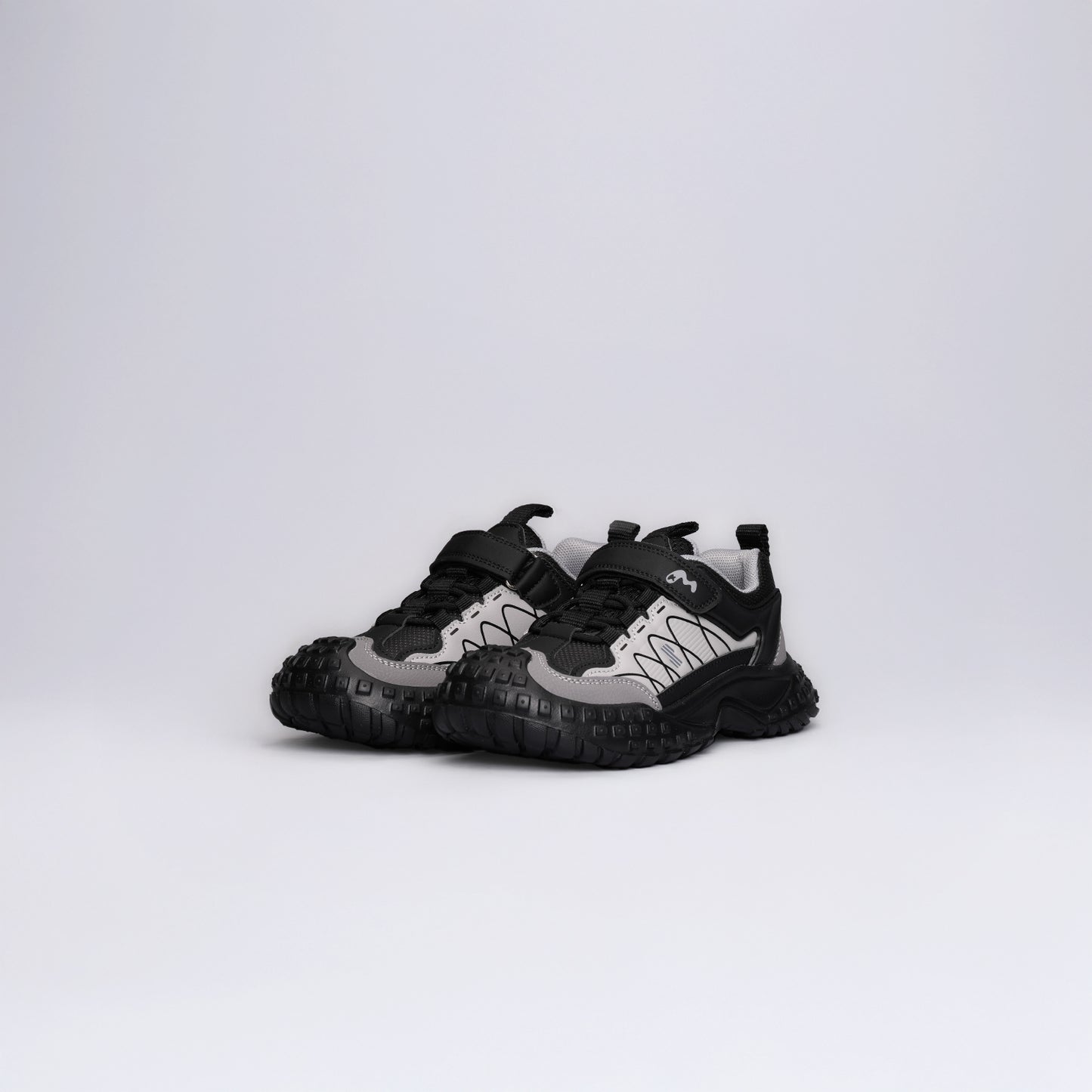 Çocuk Outdoor Tabanlı Spor Ayakkabı Siyah