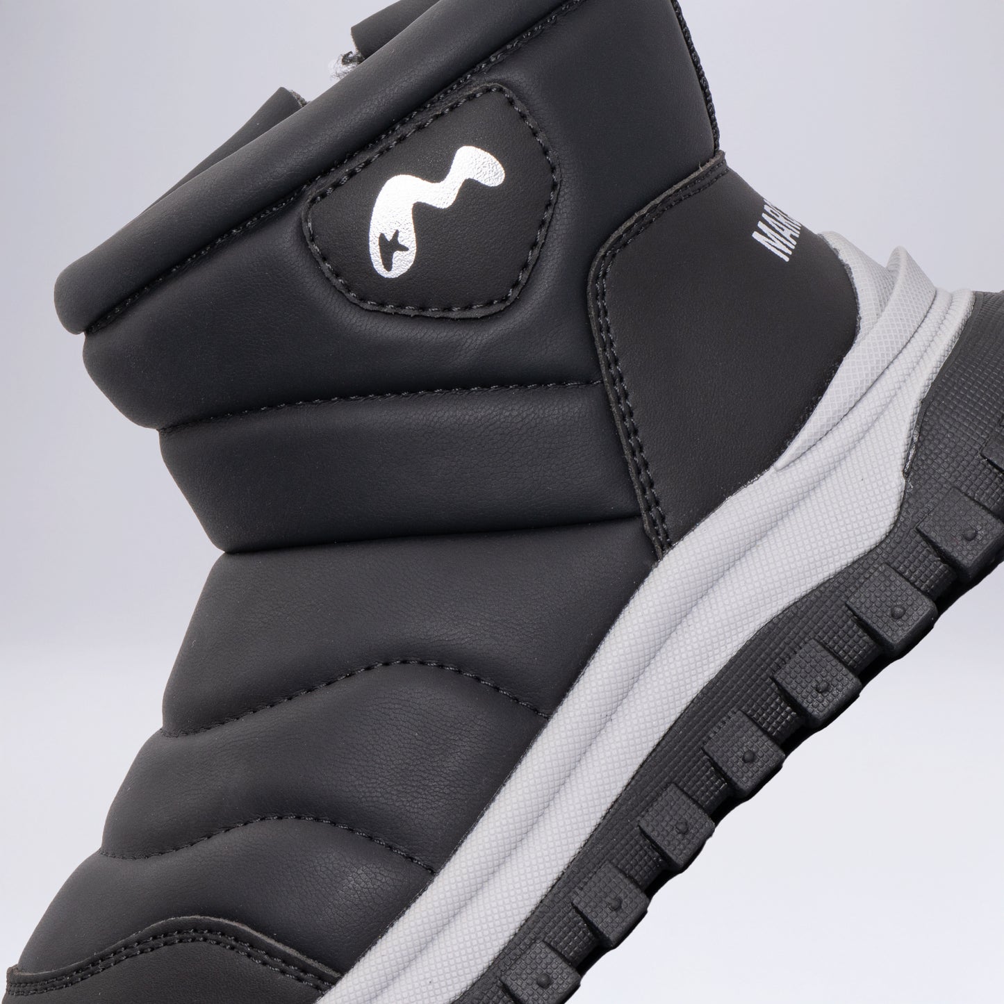 Outdoor Tabanlı Kışlık Bot Okul Öncesi Siyah